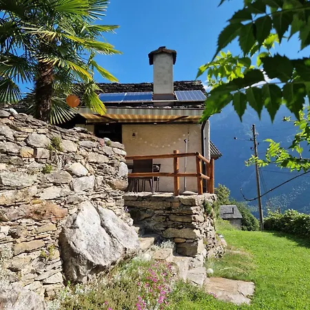 Oasis Di Riposa بيت للعطل